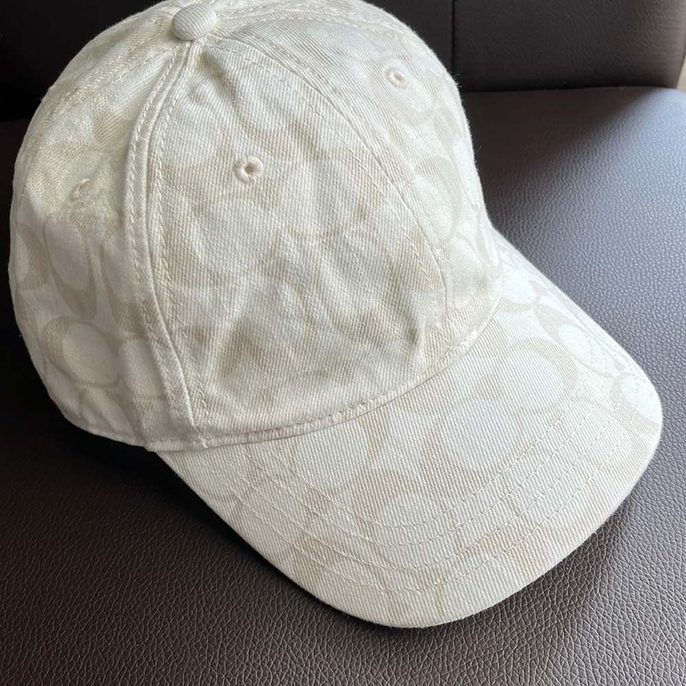 Coach Signature Ball Cap